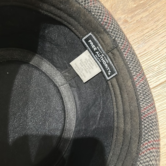 Hat Man - Picture 3 of 3